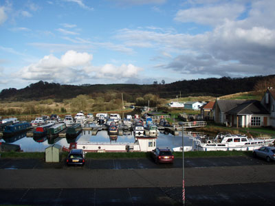 Auchinstarry Marina